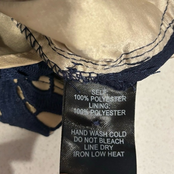 NWT Lulu's Divine Destiny Navy Blue Lace Halter Neck Midi Dress Size XS - Picture 6 of 7